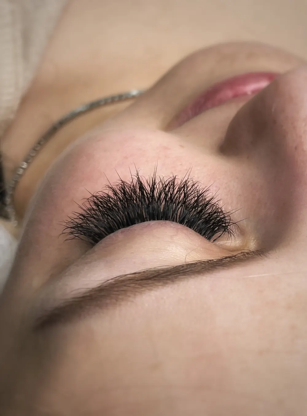Close-up of a full Signature Volume lash set